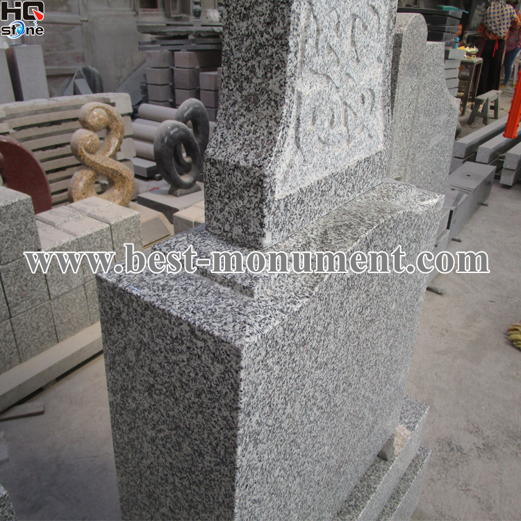 grave marker stones